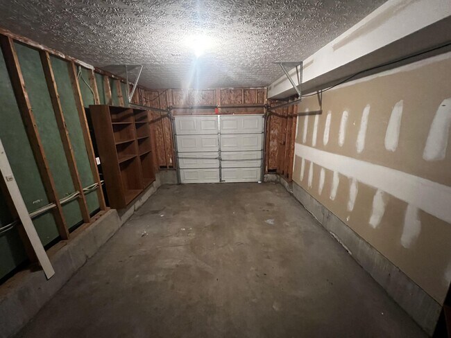 Photo - 10414 Pinoak View Dr