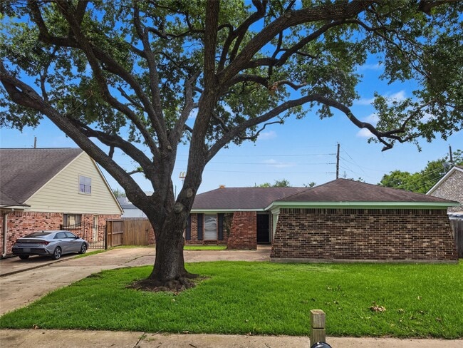 Building Photo - 123 Asheboro Dr