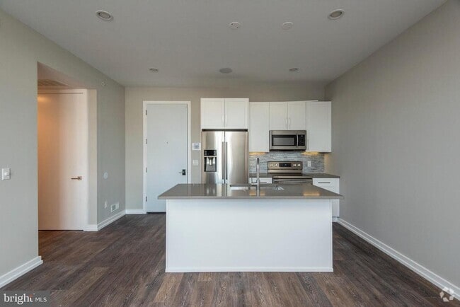 Building Photo - 1340 S 13th St Unit 3C Rental