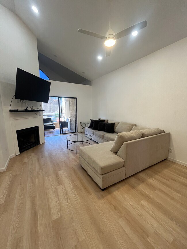 Photo - 10301 N 70th St Unit 222