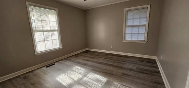 Photo - Charming Cul-de-Sac Home with Sunroom, Den...