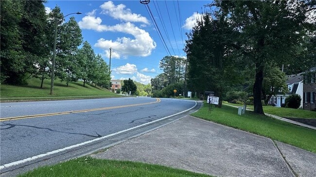 Photo - 1645 Bill Murdock Rd