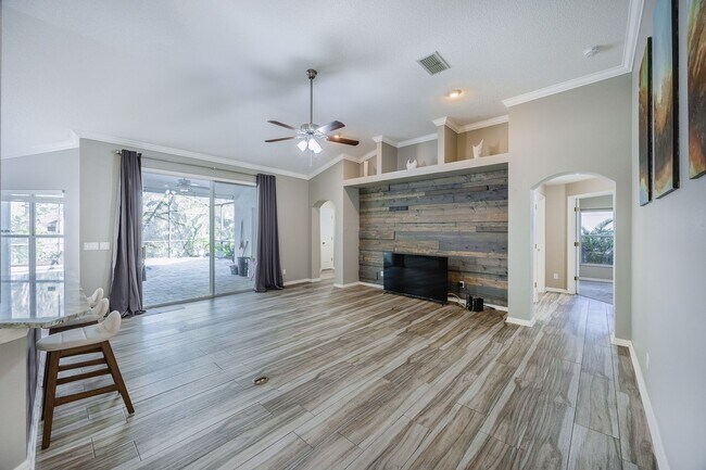 Photo - Stunning 4-Bedroom Home with Private Pool ...