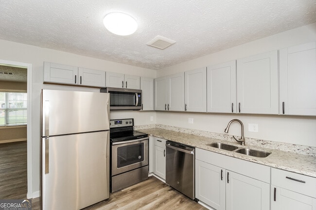 Photo - 4336 Hill View Dr