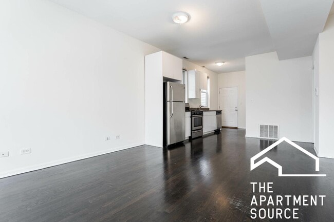 Photo - 2438 N Ashland Ave Unit 2F