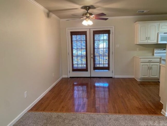 Photo - 27 Broadmoor Cir