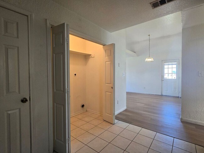 Photo - AVAILABLE NOW! Unit 3802 A Hitchrock