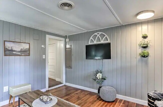 Photo - 632 Prospect Ave