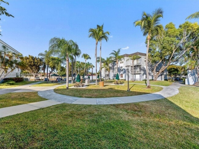 Photo - 8670 SW 212th St Unit 306