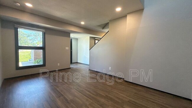 Photo - 1741 Ridgehaven Ct