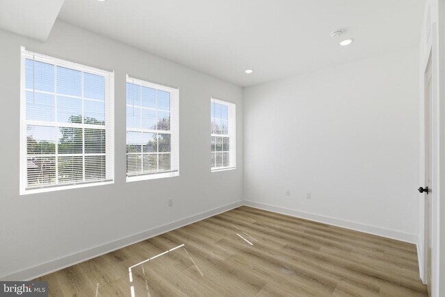 Photo - 2534 N 11th St Unidad 2
