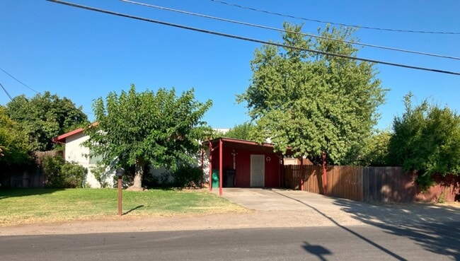 Photo - 820 Lone Palm Ave Casa