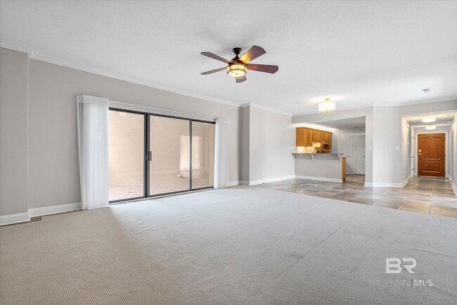 Photo - 100 Tower Dr