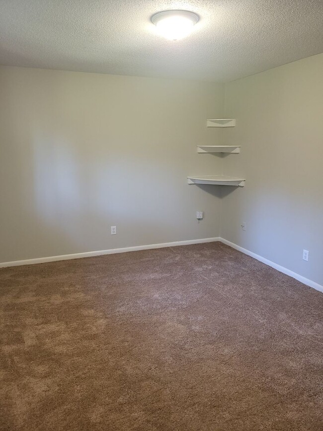 Photo - THREE BEDROOM, TWO BATH HOUSE