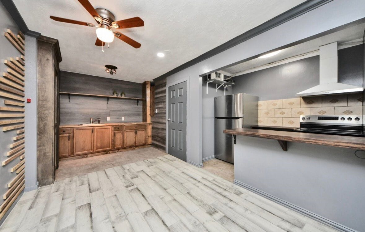 Photo - 5622 W Montgomery Rd