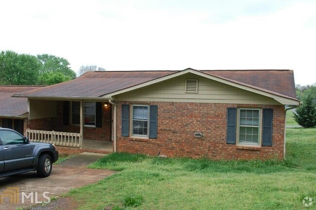 Building Photo - 10 Pinewood Rd NW Rental