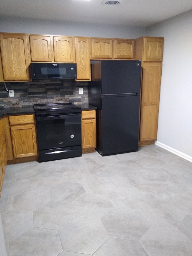 Photo - 101 Pinewood Dr Unit 101