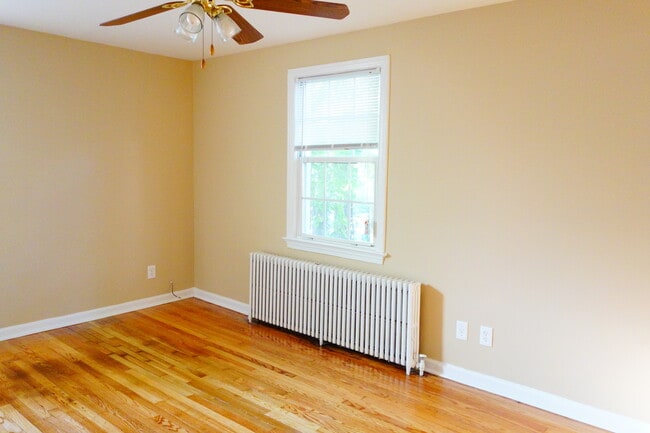 Photo - 8007 Garland Ave Unit 2