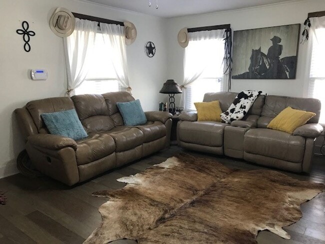 Photo - 2 bed 1 bath home for lease