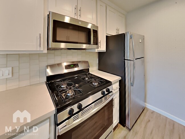 Photo - 2336 Villanova Cir Unit 8