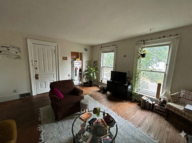 Photo - 129 E Gorham St