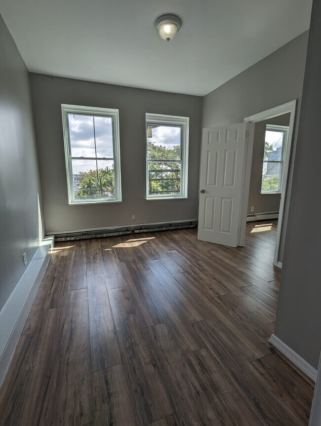 57 Stone St 4C - 55 Stone St Unit 4C