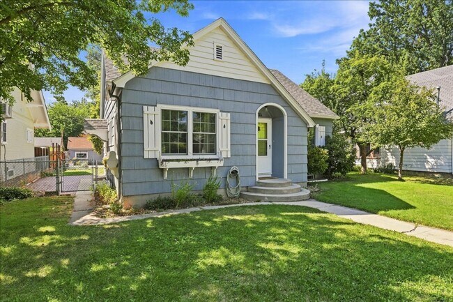 Photo - 1111 N 18th St