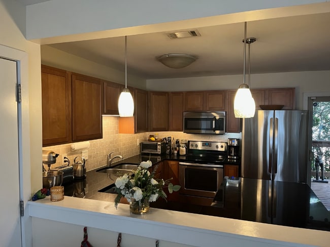 Photo - 449 Clairemont Ave Unidad Apt M4