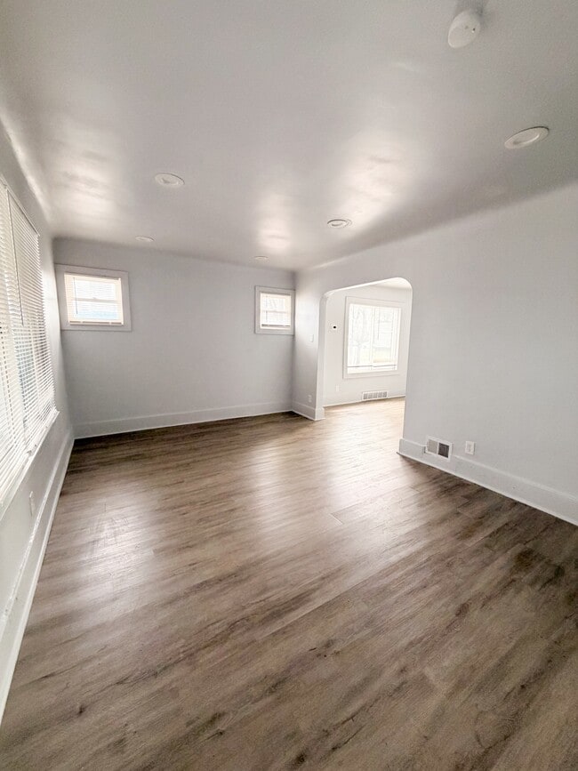 Photo - 15327 Cheyenne St