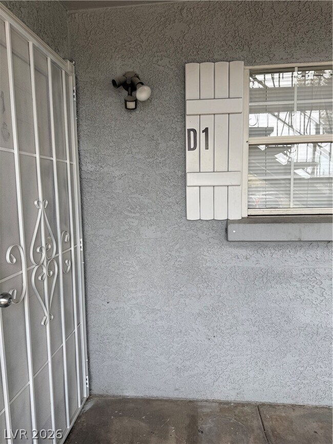 Photo - 3823 S Maryland Pkwy Unidad D1