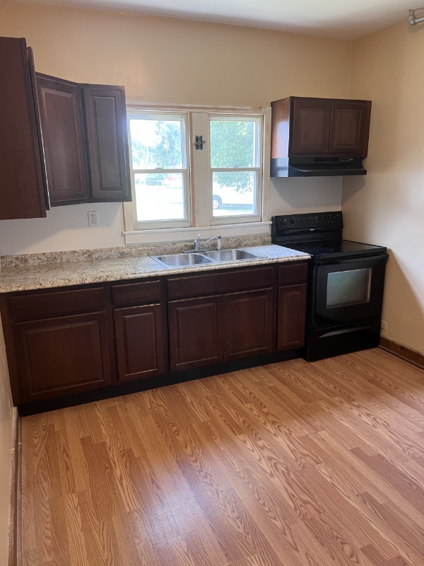 Photo - 401 3rd St Unit Apt 1