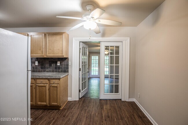 Photo - 6722 Frye Ave W