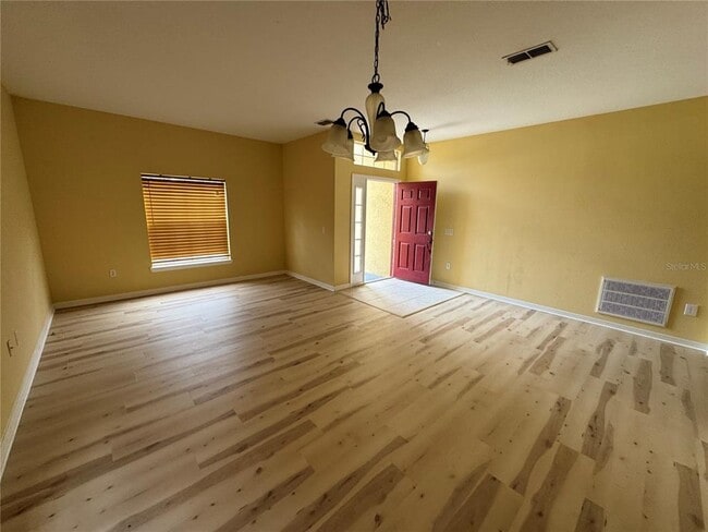 Photo - 1008 Hacienda Cir