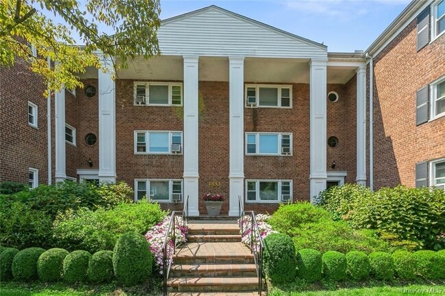 Photo - 1833 Palmer Ave Unit 2F