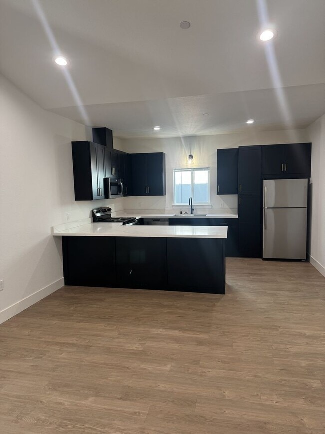 Photo - Brand New Build on Old Alturas - ALL Electric with City of Redding Solar!