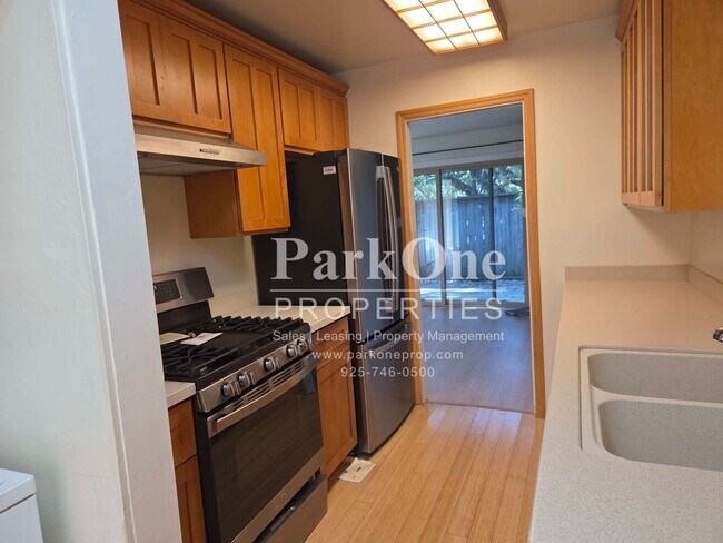 Photo - Cozy Skywest Townhome