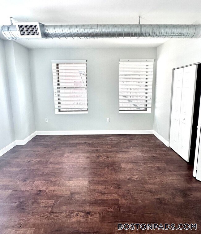 Photo - 26 Portland St Unit 249