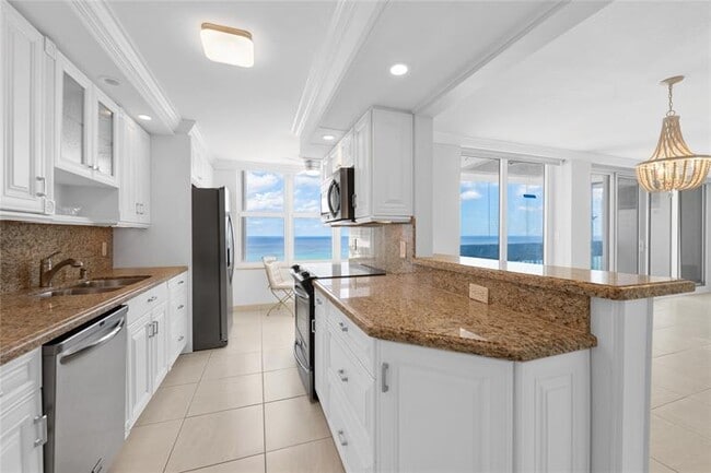 Building Photo - 4280 Galt Ocean Dr Unit 25C