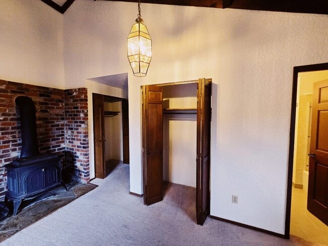 Photo - 3 Bed 2.5 Bath in the Heart of Bellevue