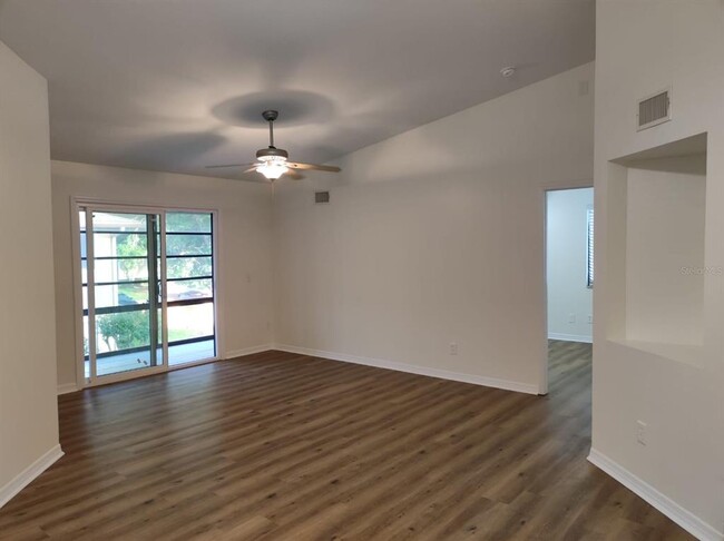 Photo - 6019 Scotchwood Glen Condo Unit 201