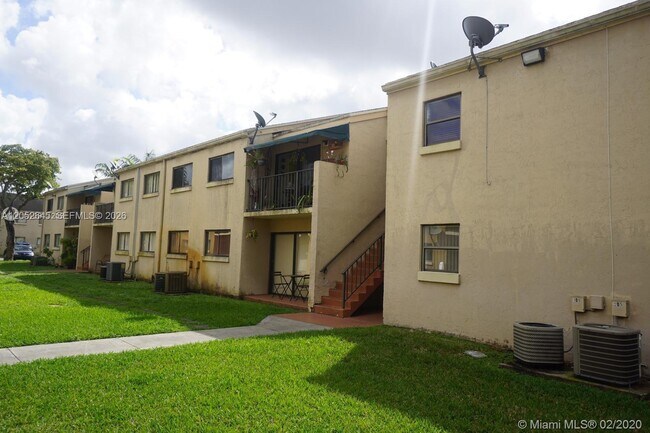 Photo - 7403 SW 152nd Ave Unit 206-2