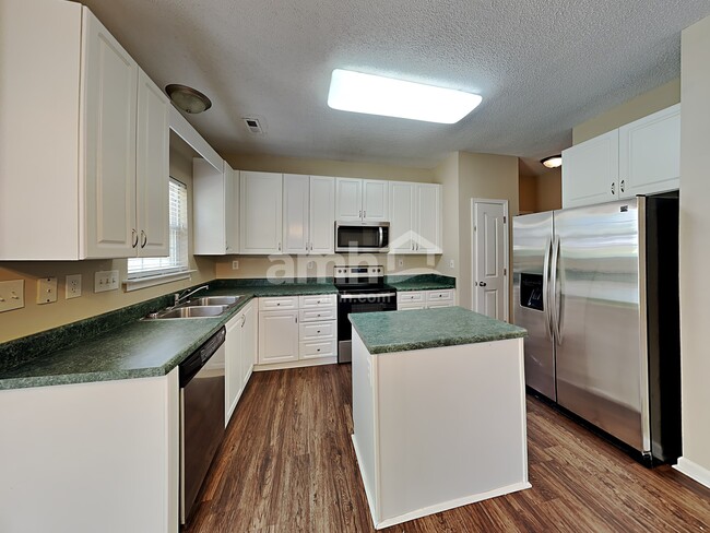 Photo - 1 Trident Ct