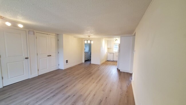 Photo - 15358 NE Dopp Rd