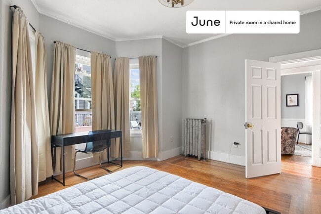 Photo - Room in Shared 4 bed/2.5 bath home Unidad A