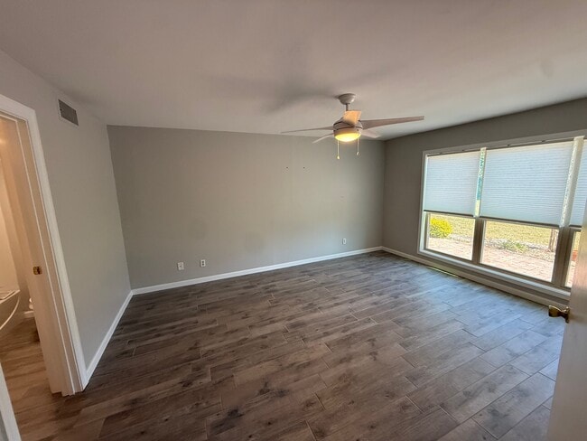 Photo - 4300 Bay Point Rd