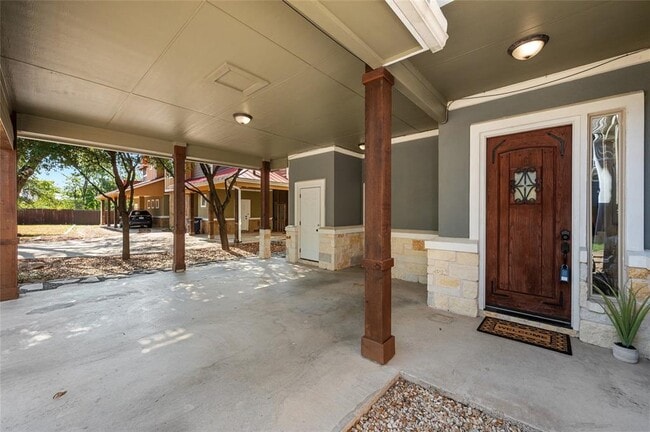 Photo - 1009 Taulbee Ln