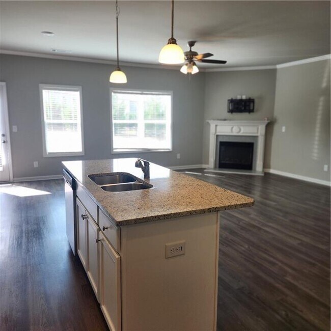 Photo - 5056 Silver Fox Trl