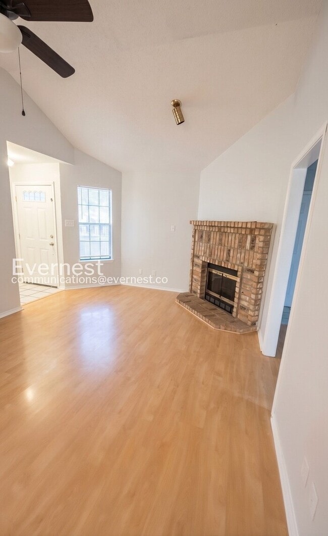 Photo - 24 Wagon Wheel Ct