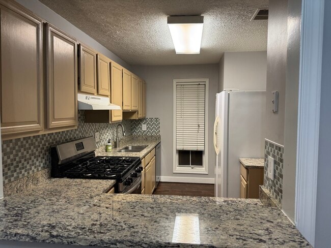 Photo - 10129 Oakton Terrace Rd Unidad 10129