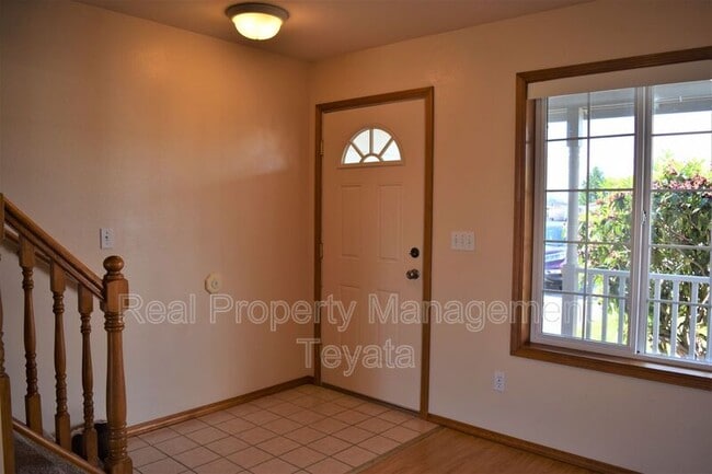 Photo - 214 Reeds Ln Unidad #A